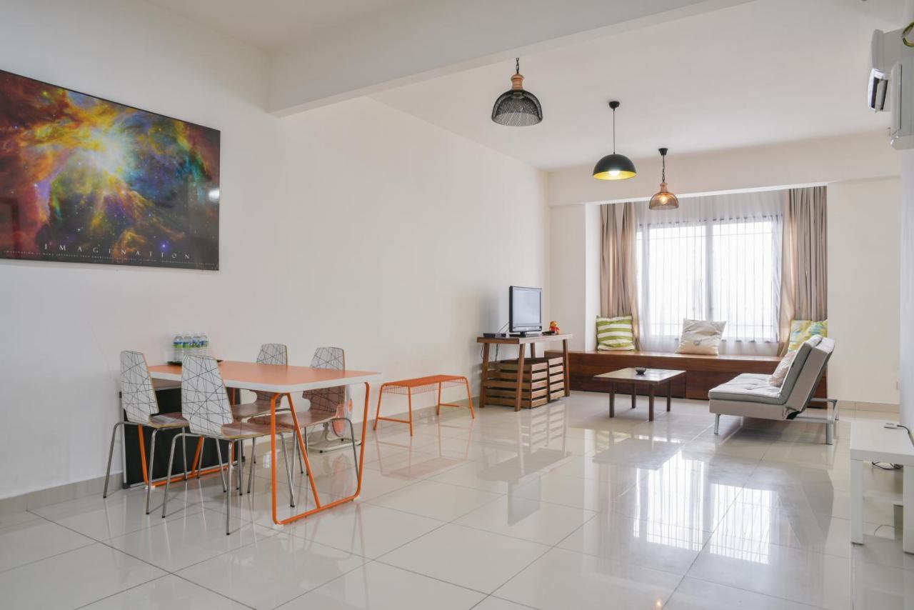 Damen Subang By Widebed Subang Jaya Exterior foto